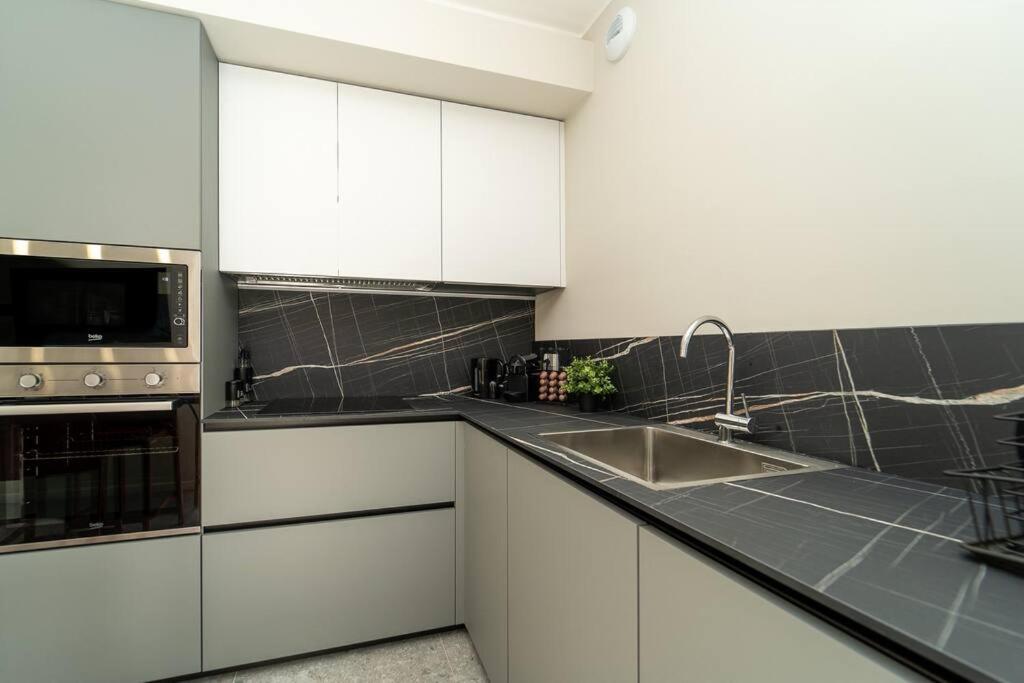 Apt 2 Min From The Cathedral With Private Parking コモ エクステリア 写真